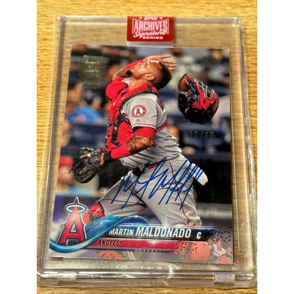 Martin Maldonado 2018 Topps Archives‎ Signature Series Auto #24 /99